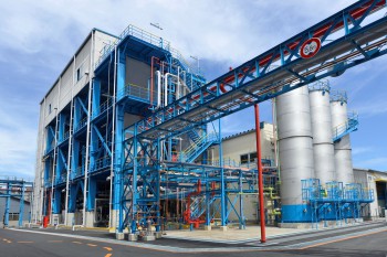 日本ゼオンの新ゼットポールプラント（川崎工場）