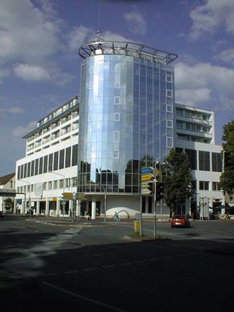 東海ゴムドイツ駐在事務所（現駐在事務所）が入るビルの外観