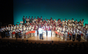 「玉名チャリティーコンサート2013」での金賞2団体による共演