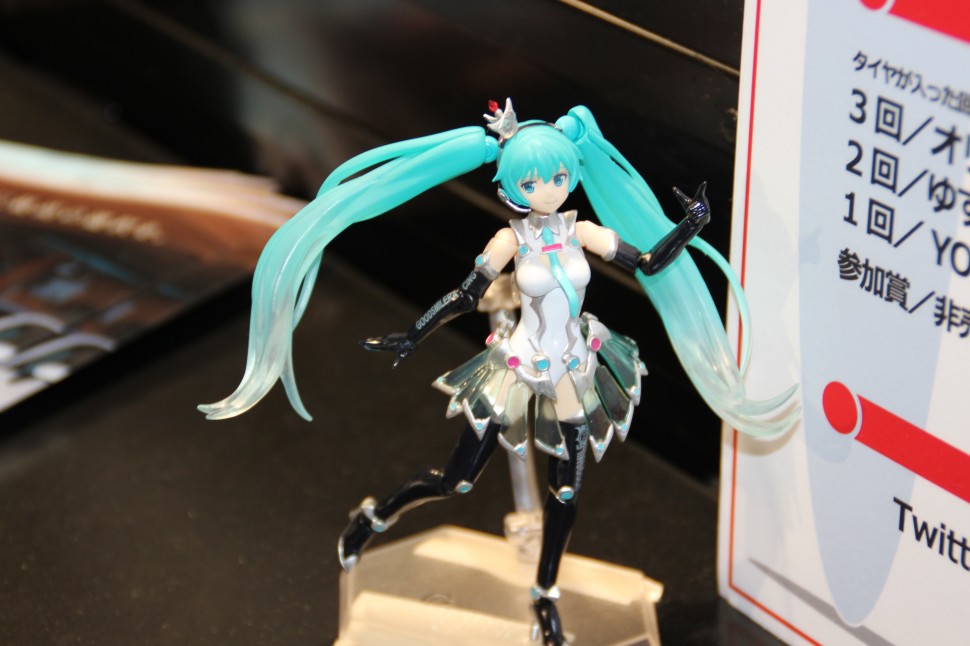 初音ミクのフィギアも展示