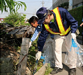 稲沢工場周辺地域での活動風景