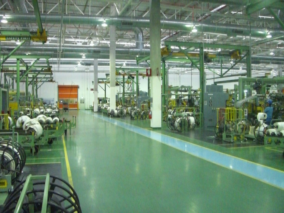従来工法で生産する第2工場