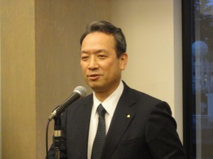 乾杯の音頭を取った伊藤守副会長