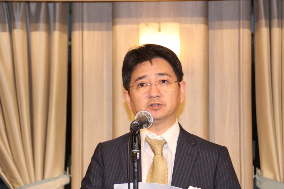 九州ゴム工業会の今後の展望を述べる中島会長