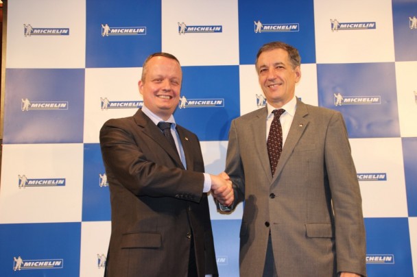 左:ポール・ペリニオ新社長、右:デルマス新会長