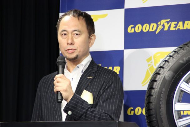 今後のＰＲ活動について紹介する有田マーケティング本部長