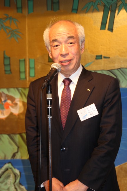 新年のあいさつをする和田章会長