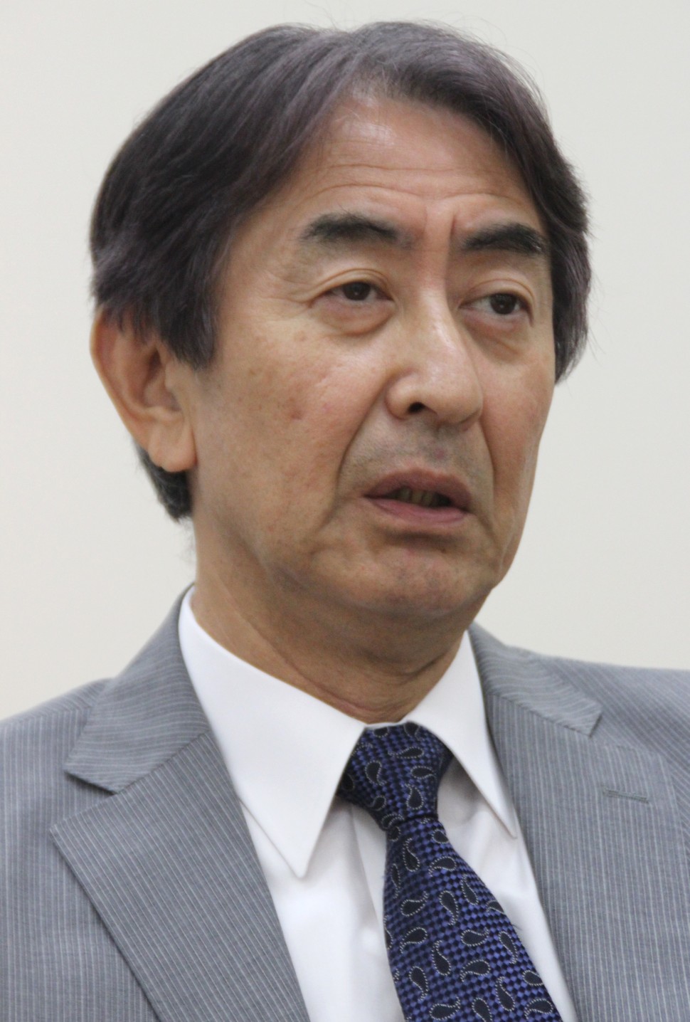 質問に答える田中社長