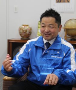 準・非降雪地区への販売を促進していきたいと語る深津商品企画グループ長