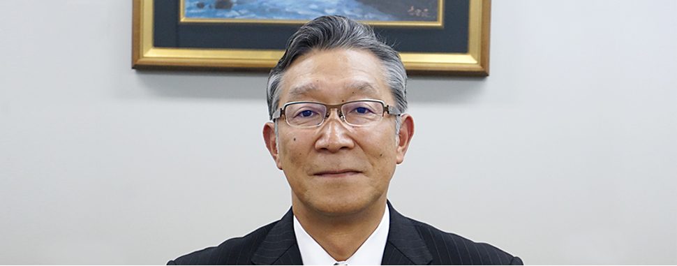 明治ゴム化成岩崎社長