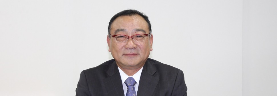 岡理事長（横長）