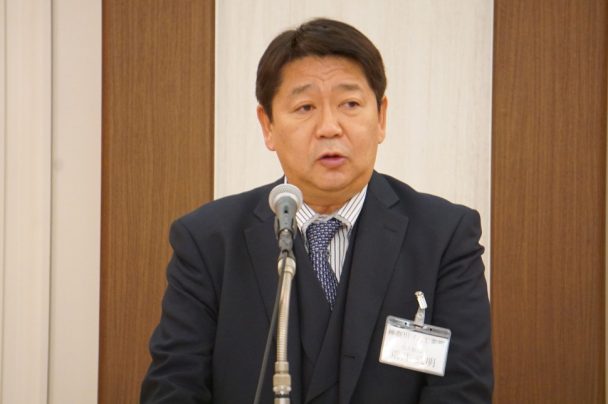 荒井会長のあいさつ