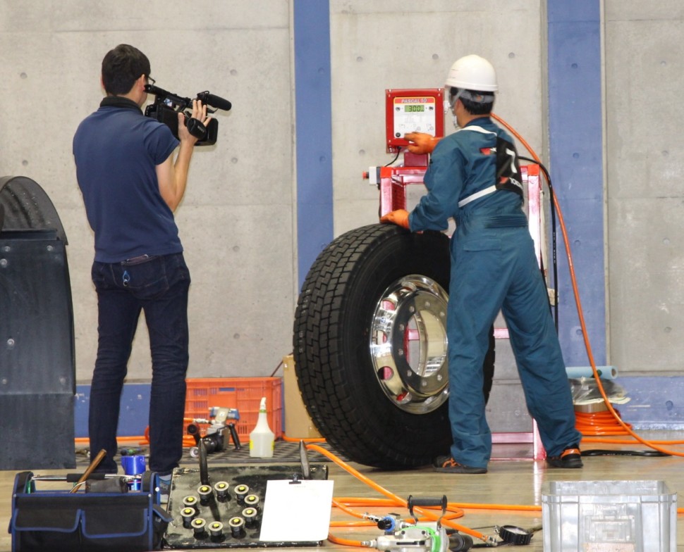 作業審査の撮影の模様