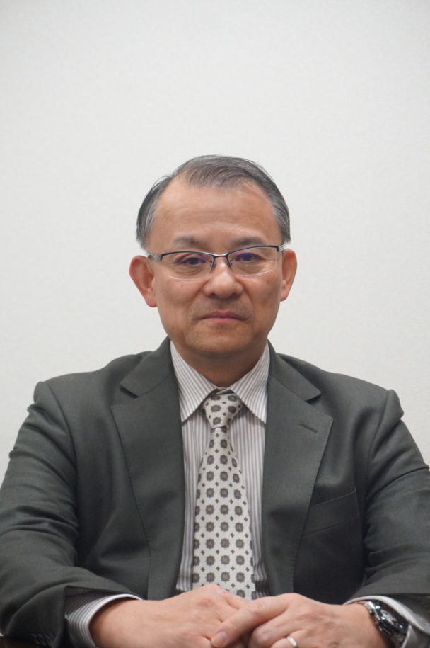 坪井栄一郎社長