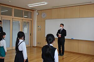 表彰の様子・中関小学校