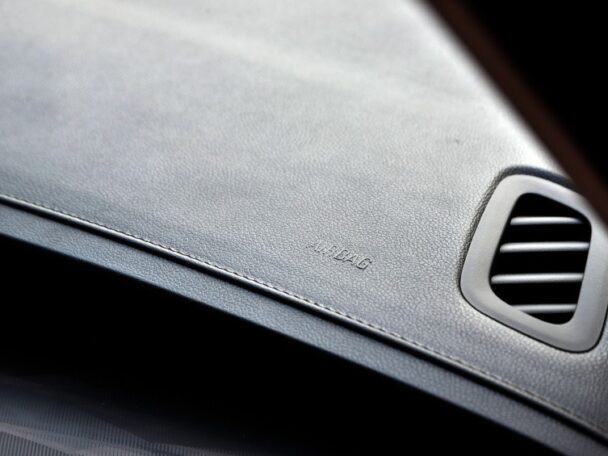 ＴＰＥ特集　クレイトンポリマージャパン　射出成形ソフトスキンに注力　中国車種に内装表皮材で採用