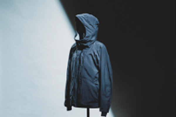 展示作品「Vegan Down Jacket」