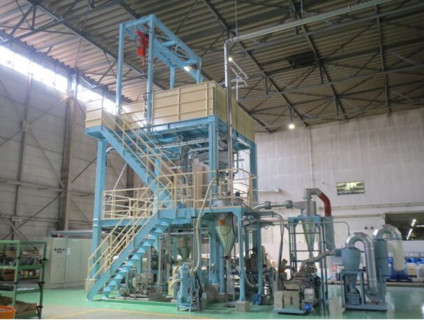 ＣＮＦ強化樹脂を実証生産　日本製紙が用途開発加速へ　　