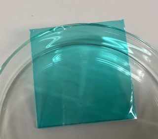 同開発品をコートしたPMMA板