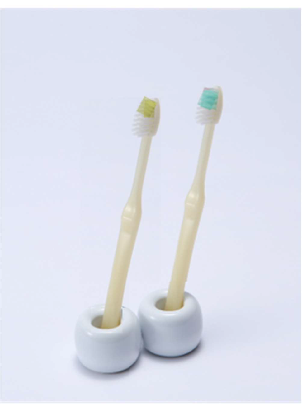 グリーンプラネットを柄に使用した歯ブラシ