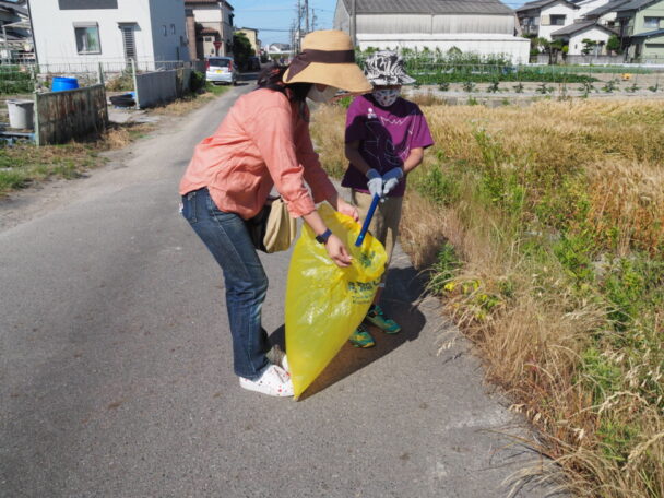 本社周辺での清掃（清須市）