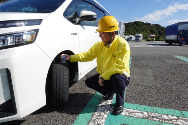 ＪＡＴＭＡ、点検結果を発表　東名道ＳＡでタイヤ点検