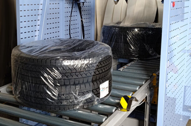 企業特集　ハナガタ　タイヤ向け自動包装機を開発　包装速度は従来の４倍に向上