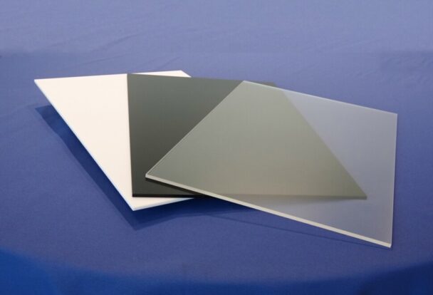 クラレが開発、再生原料使用　環境対応型メタクリル樹脂板