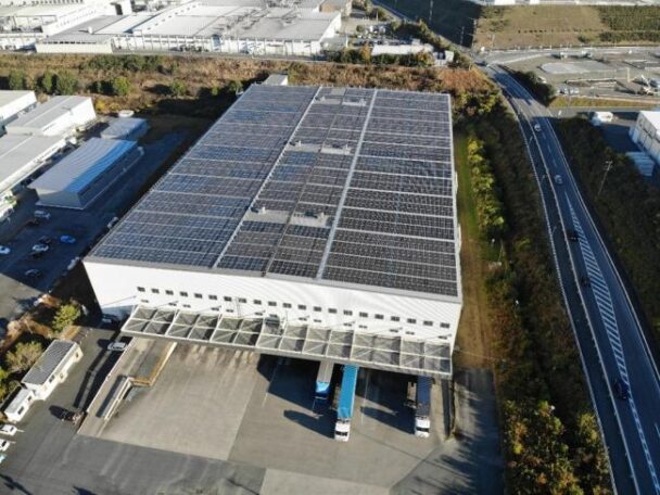 横浜ゴム、ＥＶ専用タイヤ　太陽光発電システムで生産開始