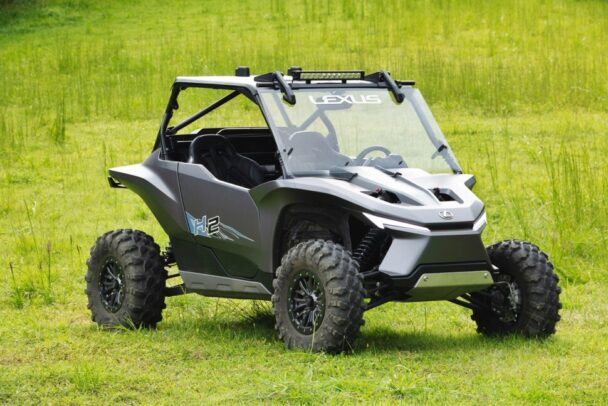 レクサス・アール・オー・ブイ