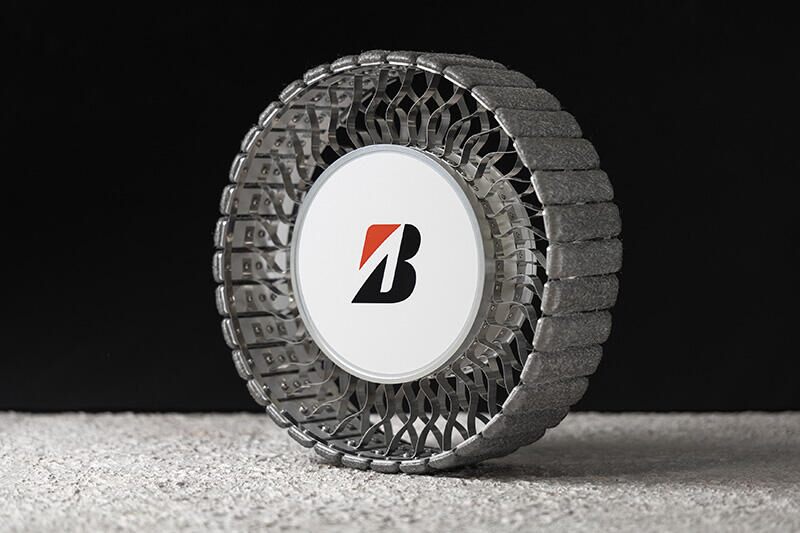 ブリヂストンが今回展示する月面探査車用タイヤの新コンセプトモデル