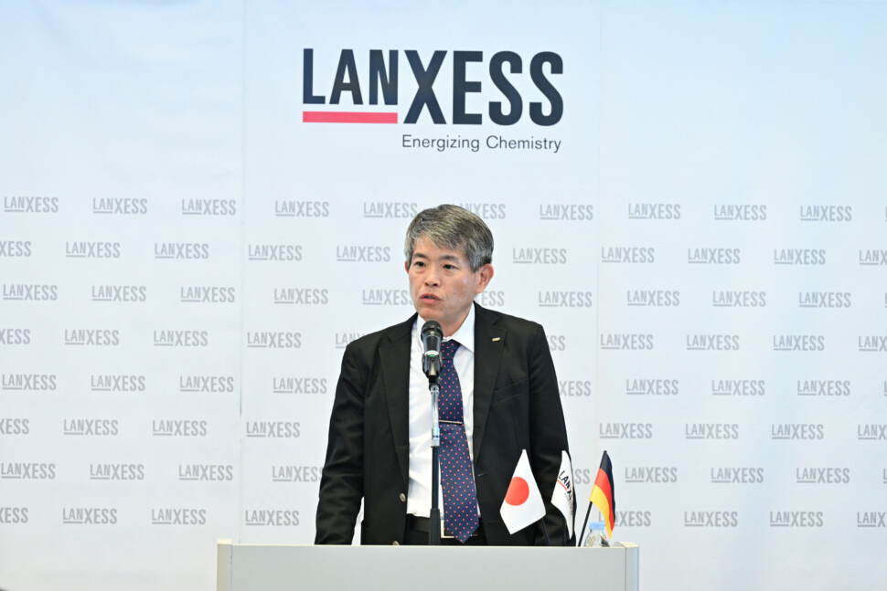 米津潤一社長