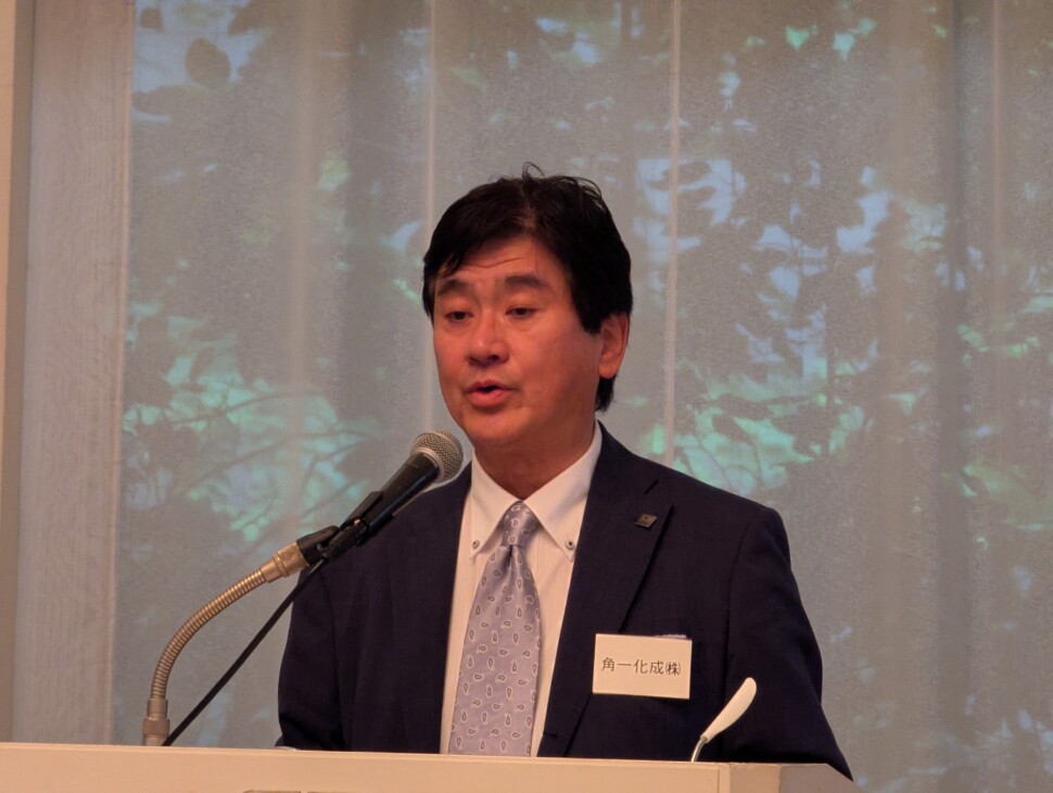 小島孝彦理事長