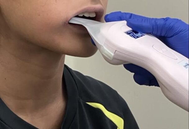 エコチル調査福岡ユニットセンター産業医科大学サブユニットセンター追加調査(咬合力測定)の様子②