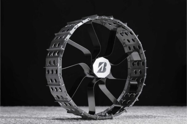 ブリヂストンの月面探査車用タイヤのコンセプトモデル