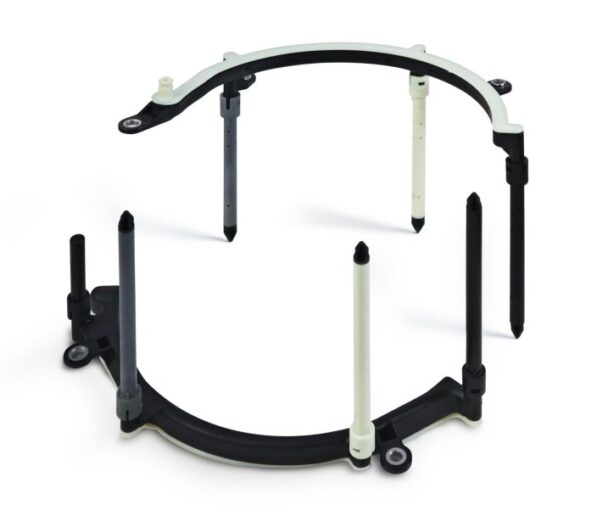 電動モーター用ステーター冷却ガイドおよびオイル供給チューブ