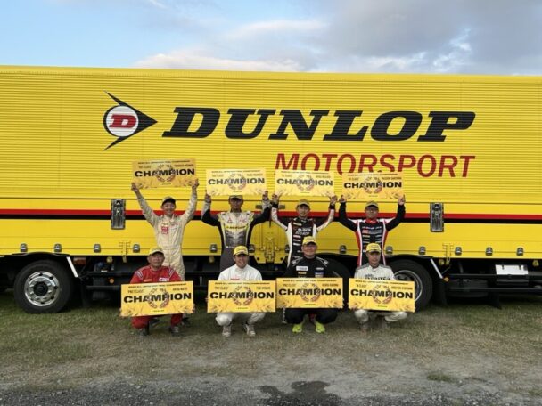 左上から渡辺知成選手、岡本泰成選手、目黒亮選手、パッション崎山選手、内藤聡選手、南優希選手、張間健太選手、岸山信之選手