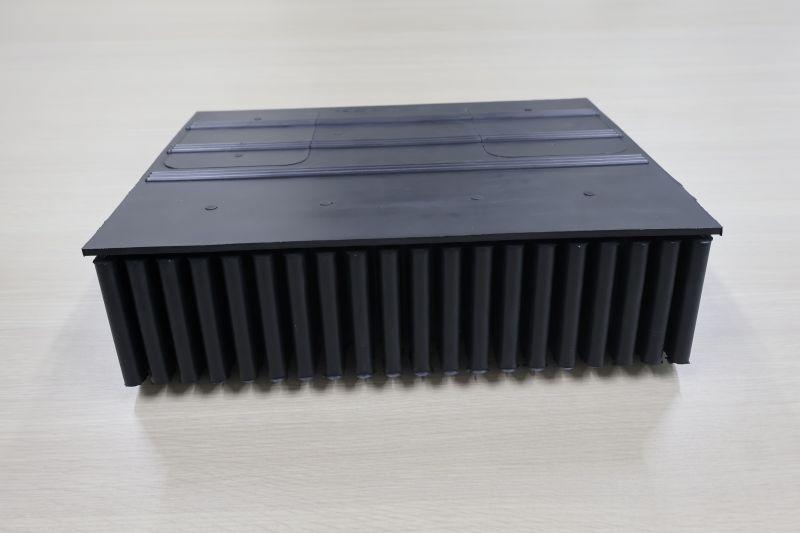 駅ホーム用転落防止ゴム