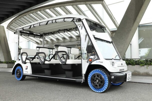 実証実験で使用予定のグリーンスローモビリティ