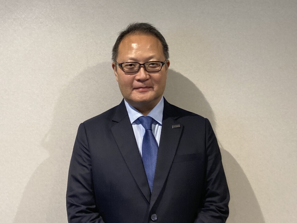 日本グローブ工業会政岡理事長