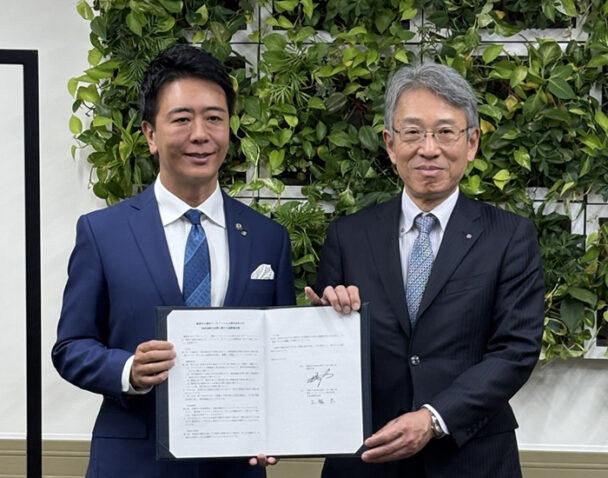 高島福岡市長と上脇ＳＳＦ社長