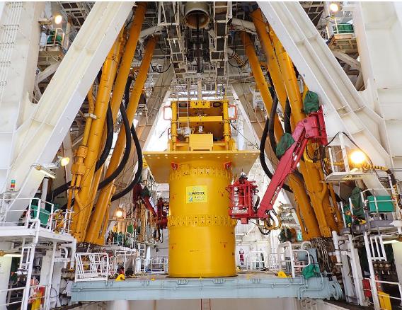 採鉱機:整備完了し2025年冬に納品