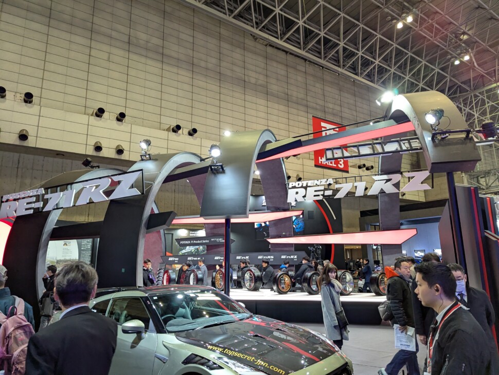 ブリヂストンのブース