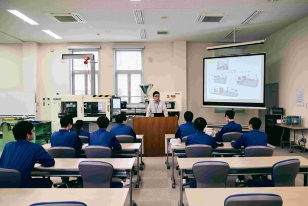 日精スクール受講の様子