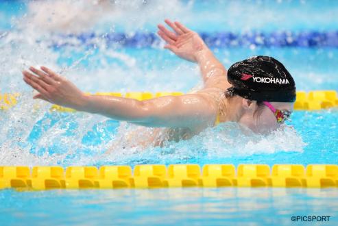 100mバタフライで力強い泳ぎを見せる池江選手