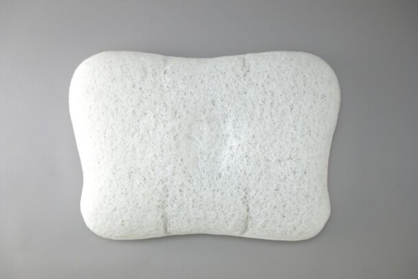 ナインスクラウド中材