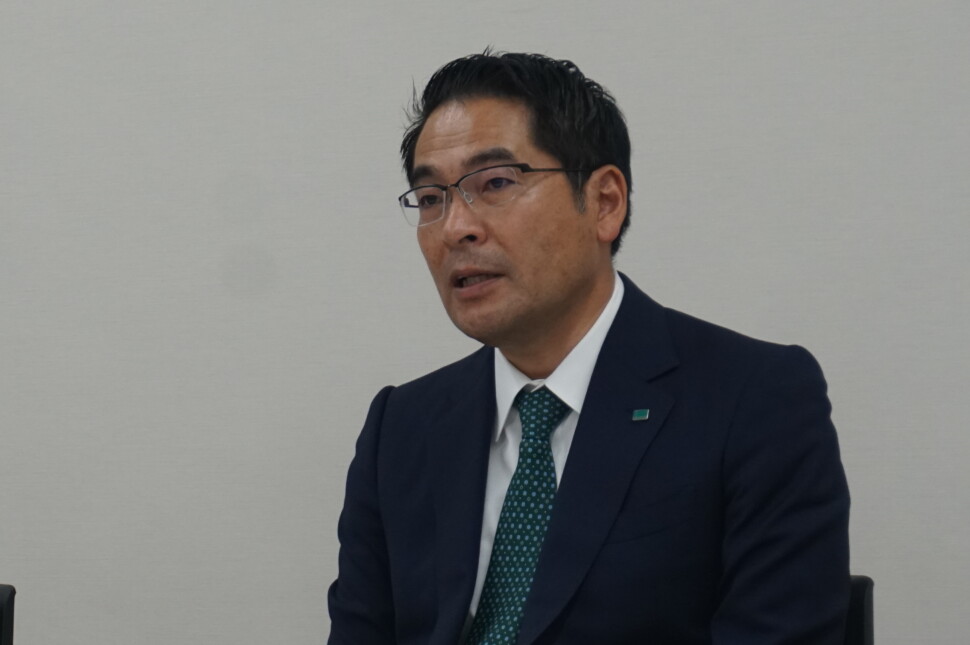 岡本邦彦社長