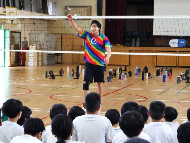 清水氏によるバレーボール教室