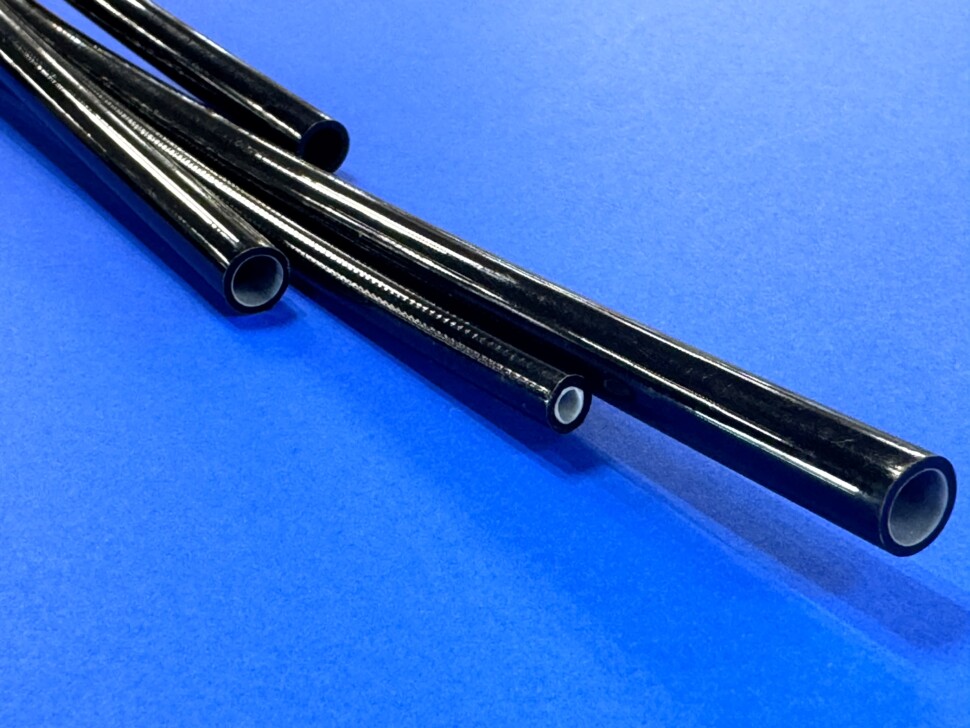ペルプレン®を用いたチューブ成形品