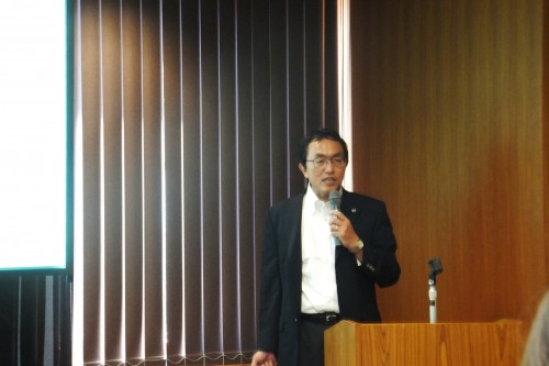 解説する森田中央研究所長